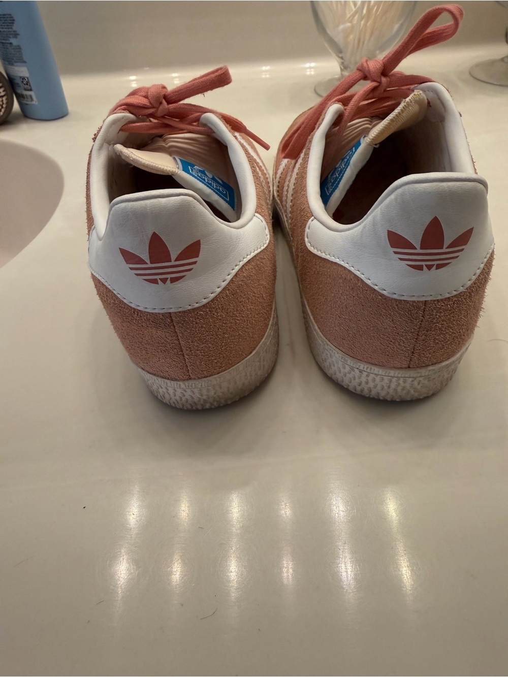 adidas Women’s Suede Sneakers in Peach and White with Coral Laces - Picture 2 of 3